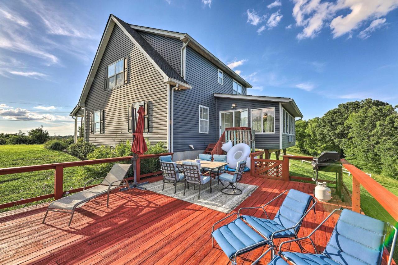 Williamstown Gem With Private Pool And Hot Tub! 빌라 외부 사진