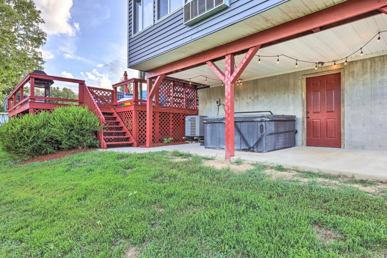 Williamstown Gem With Private Pool And Hot Tub! 빌라 외부 사진