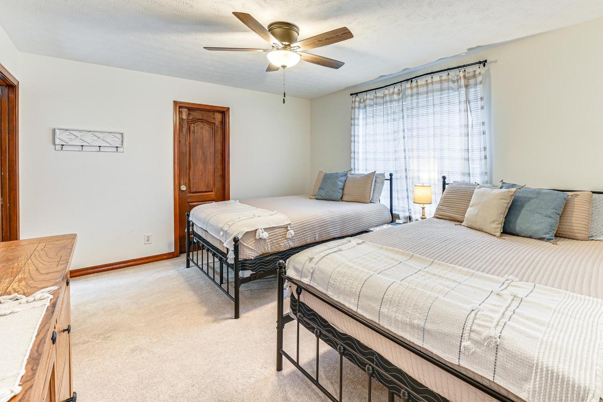 Williamstown Gem With Private Pool And Hot Tub! 빌라 외부 사진